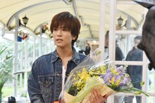 クランクアップを迎えた岩田剛典。