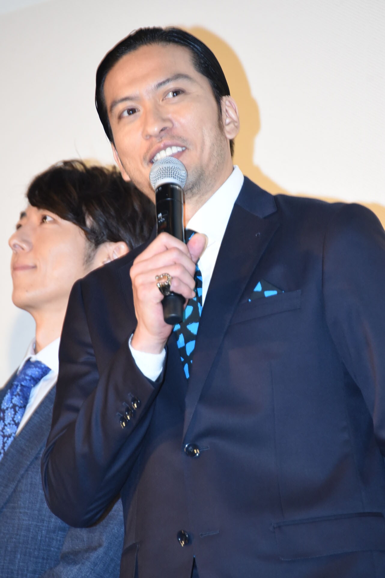 本日まで！空飛ぶタイヤ 舞台挨拶 空飛ぶタイヤ」長瀬智也、ディーン、高橋一生が大逆転エピソードを披露