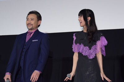 左から高木渉、釘宮理恵。