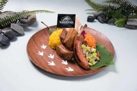 「力みなぎるワイルドプレート」（1501円）