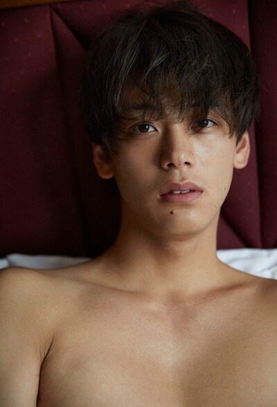 「竹内涼真写真展 unreleased -photo by Akinori Ito-」ビジュアル