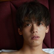 竹内涼真の写真集未収録カット集めた写真展「unreleased」開催、握手会も