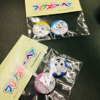 D[di:]×B・B 缶バッジ （1個入り 189円 / 2個入り 378円）