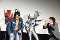 「リクくーん！」と呼ばれる濱田龍臣（前列左）。