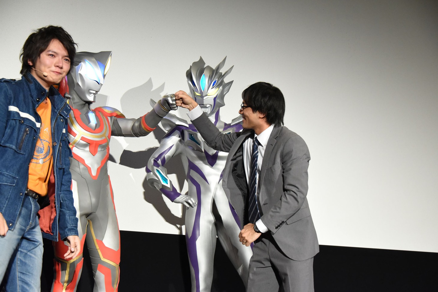 「劇場版 ウルトラマンジード つなぐぜ！ 願い!!」グランドフィナーレ舞台挨拶の様子。