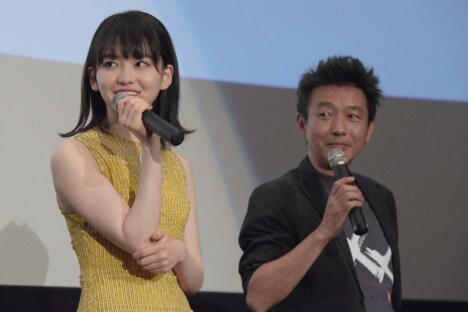 左から山田杏奈、山本透。