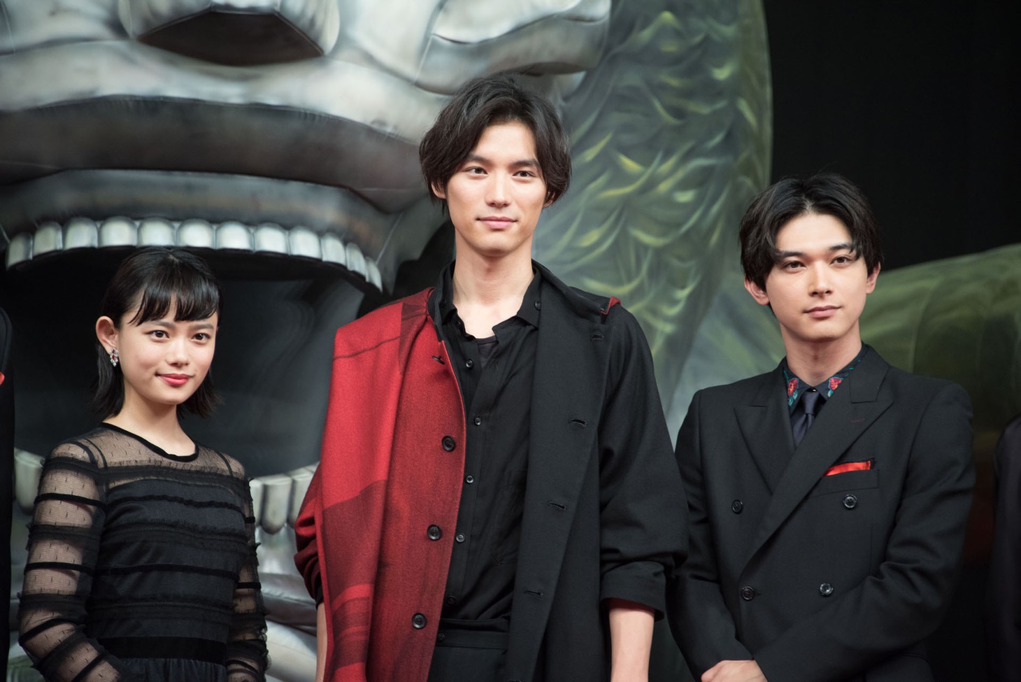 左から杉咲花、福士蒼汰、吉沢亮。