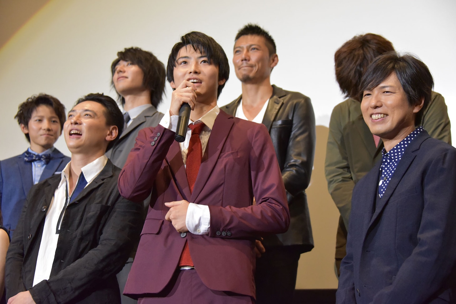 「宇宙戦隊キュウレンジャーVSスペース・スクワッド」初日舞台挨拶の様子。