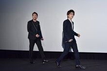 颯爽と登場した岩田剛典と別所哲也。