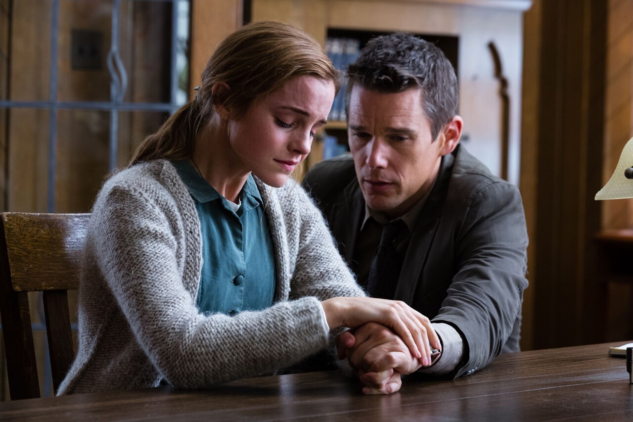 イーサン・ホーク×エマ・ワトソン、実話にもとづくサスペンス「リグレッション」予告