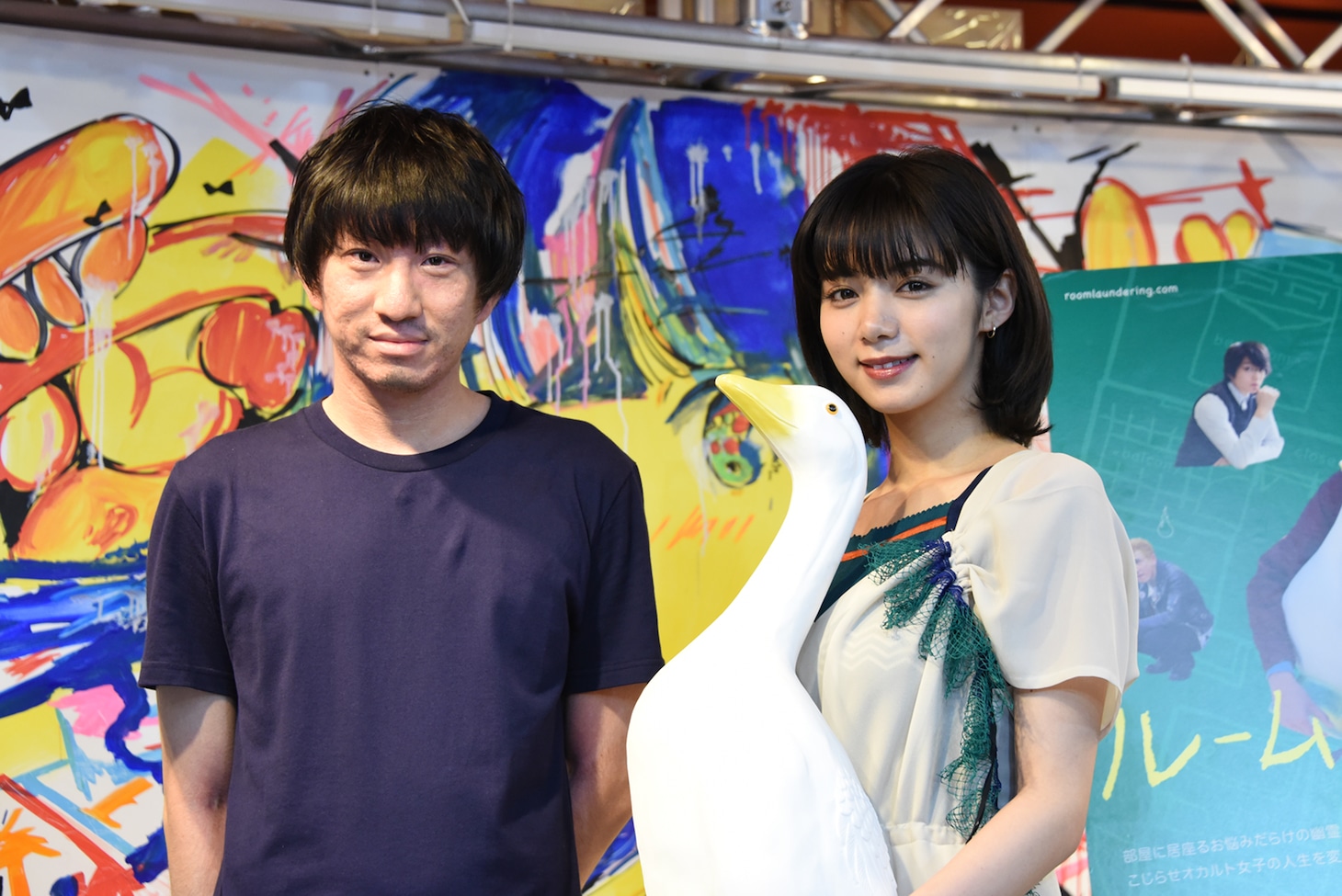 「ルームロンダリング」トークイベントの様子。左から羽賀翔一、池田エライザ。