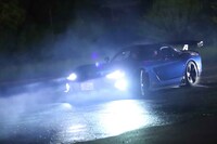 「ダブルドライブ ～狼の掟～」「ダブルドライブ ～龍の絆～」より、2008年ダッジバイパーSRT-10。