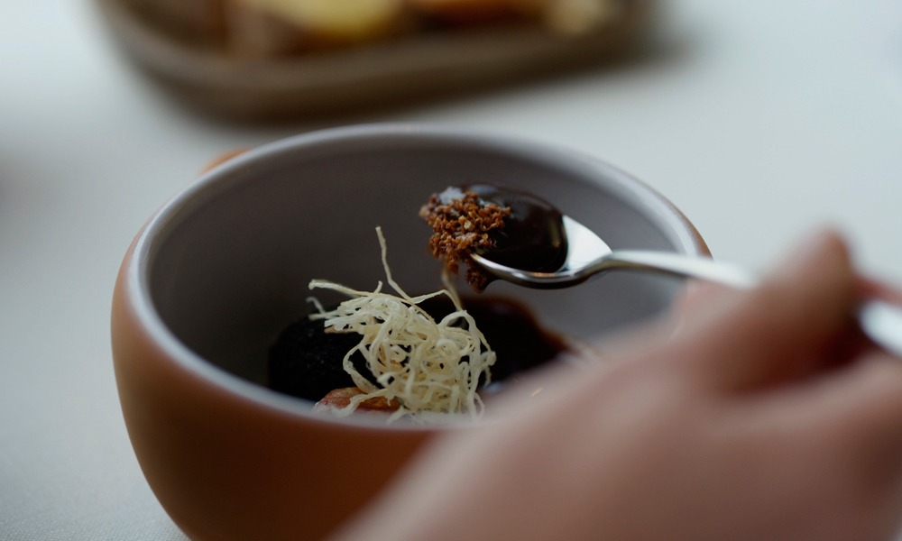 「世界が愛した料理人」