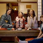 小泉今日子、沢尻エリカ、前田敦子、鈴木京香が縁側でくつろぐ「食べる女」場面写真