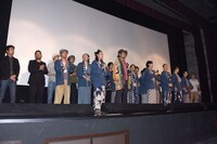 「菊とギロチン」初日舞台挨拶の様子。