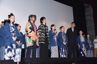 「菊とギロチン」初日舞台挨拶の様子。