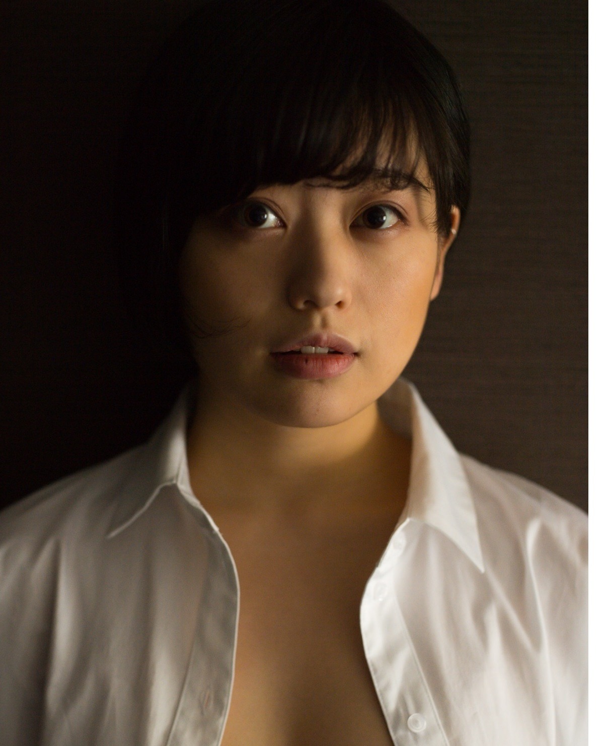 冨手麻妙