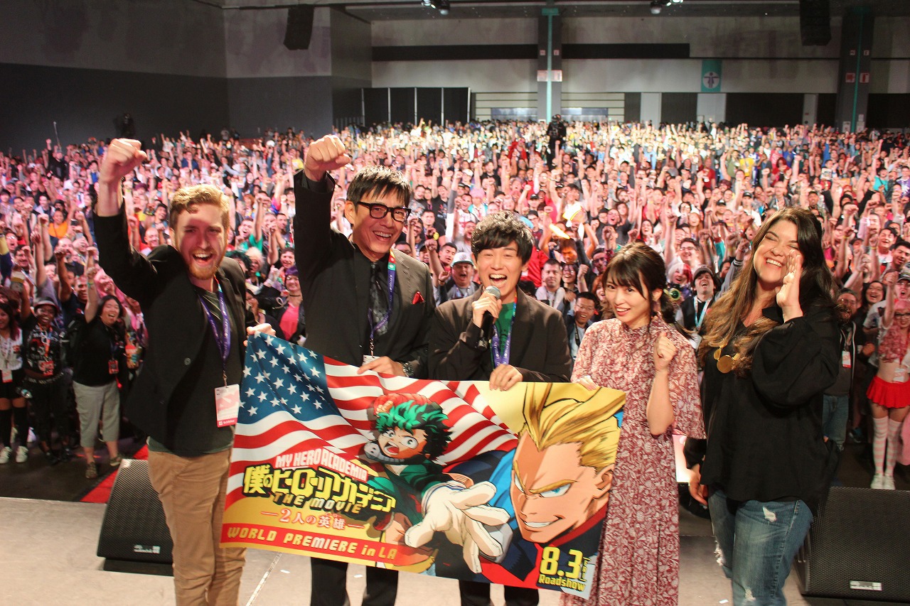 「僕のヒーローアカデミア THE MOVIE ～2人の英雄（ヒーロー）～」ワールドプレミアの様子。左からジャスティン・ブライナー、生瀬勝久、山下大輝、志田未来、コリーン・クリンケンビアード。