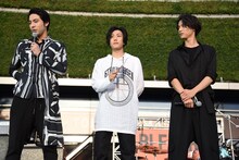 左から小柳友、早乙女太一、福士蒼汰。