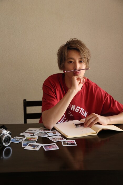 「伊藤あさひ 1st写真集（仮題）」より。