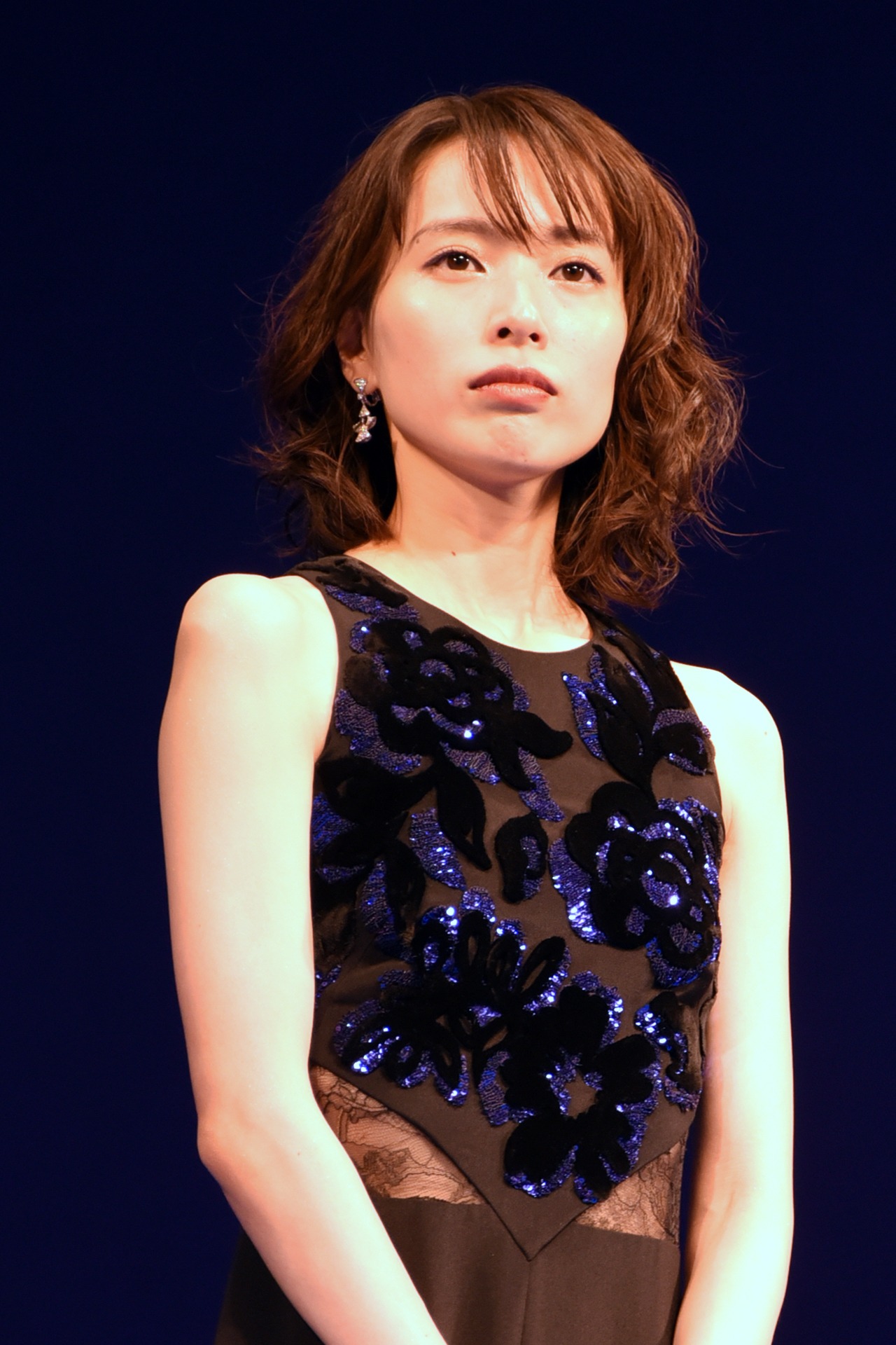 戸田恵梨香