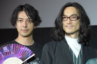 左から松本寛也、唐橋充。