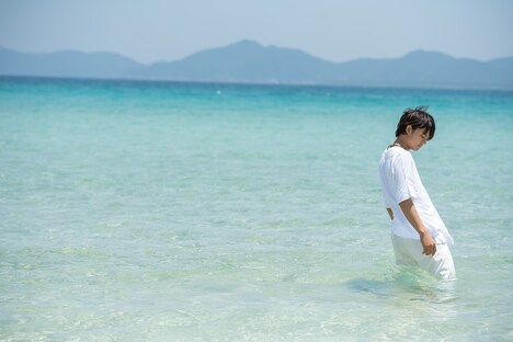 「1st PHOTO BOOK 佐野勇斗」より。