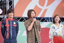 左から結木滉星、武田航平、滝裕可里。