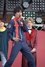 「実力を行使する！」と叫ぶ結木滉星。