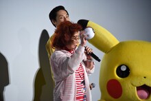 「大型夏休みゲットだぜ！」と宣言した野沢雅子。