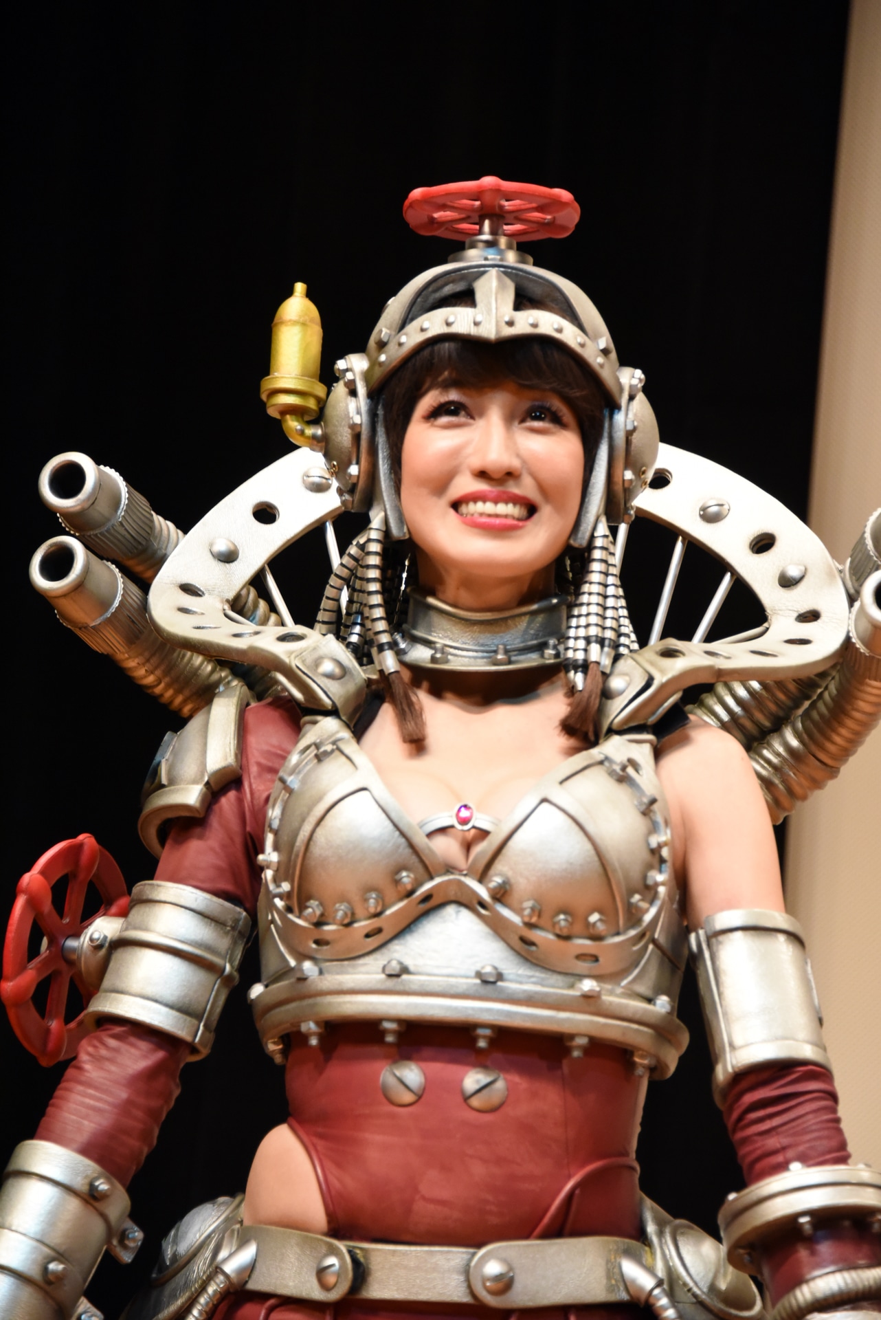 及川奈央