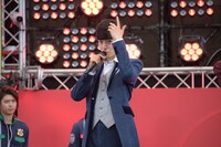 快盗チェンジする濱正悟。