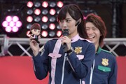 “顔スリスリ”を実演することになり、「みんなの前で見せるのは恥ずかしいが……」とためらう奥山かずさ。
