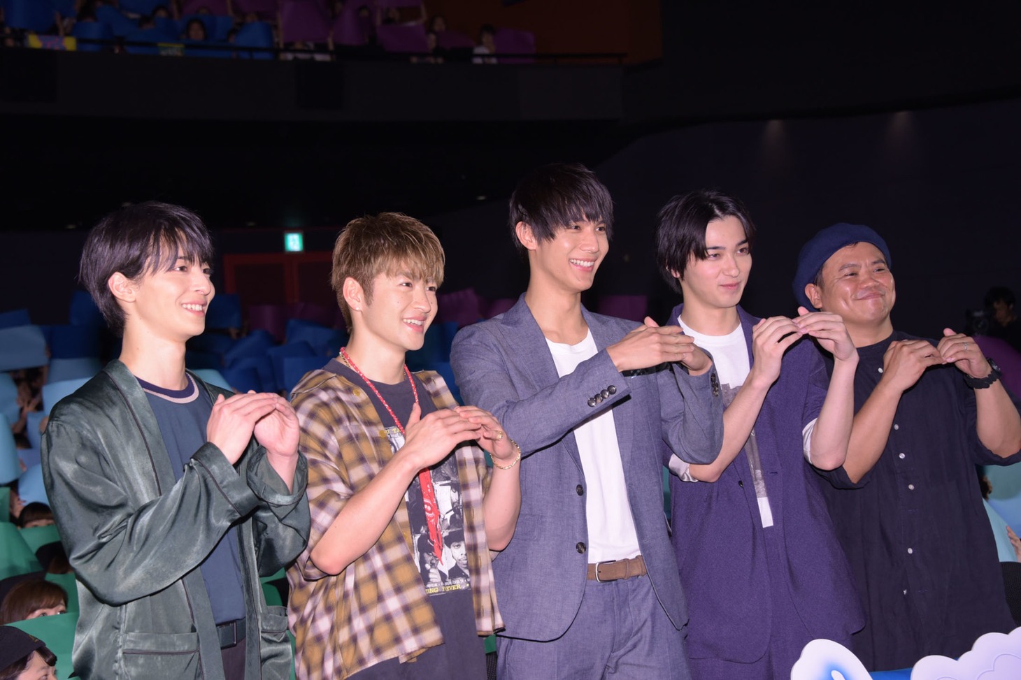 左から高杉真宙、佐野玲於、中川大志、横浜流星、飯塚健。