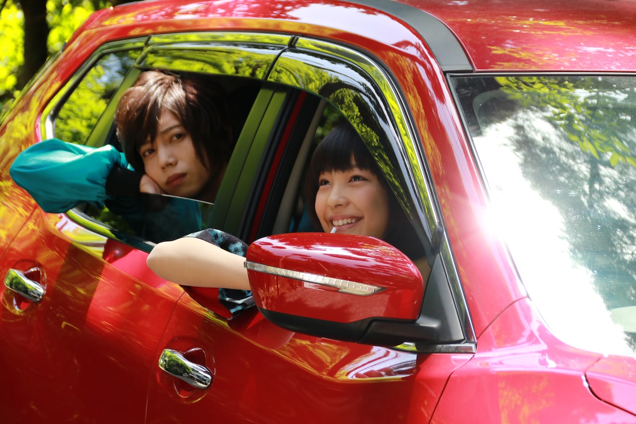 染谷俊之と芋生悠の共演作「恋するふたり」予告、恋人に浮気された者同士が旅へ