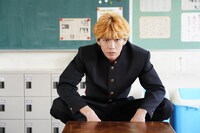 賀来賢人演じる三橋貴志。