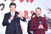 左からトム・クルーズ、サイモン・ペッグ。