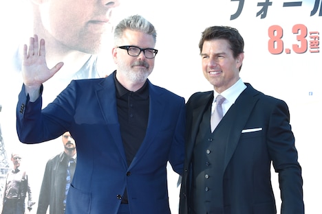 左からクリストファー・マッカリー、トム・クルーズ。2018年7月18日に行われた「ミッション：インポッシブル／フォールアウト」ジャパンプレミアの様子。