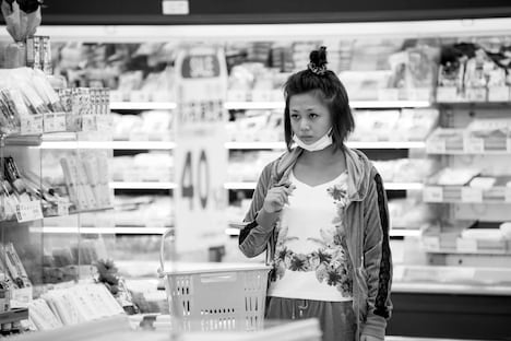 「銃」新場面写真