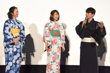 未来の世界への期待を語る星野源（右）、それを聞く黒木華（左）と上白石萌歌（中央）。