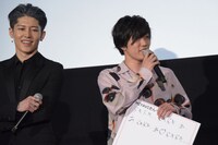 左からMIYAVI、早乙女太一。