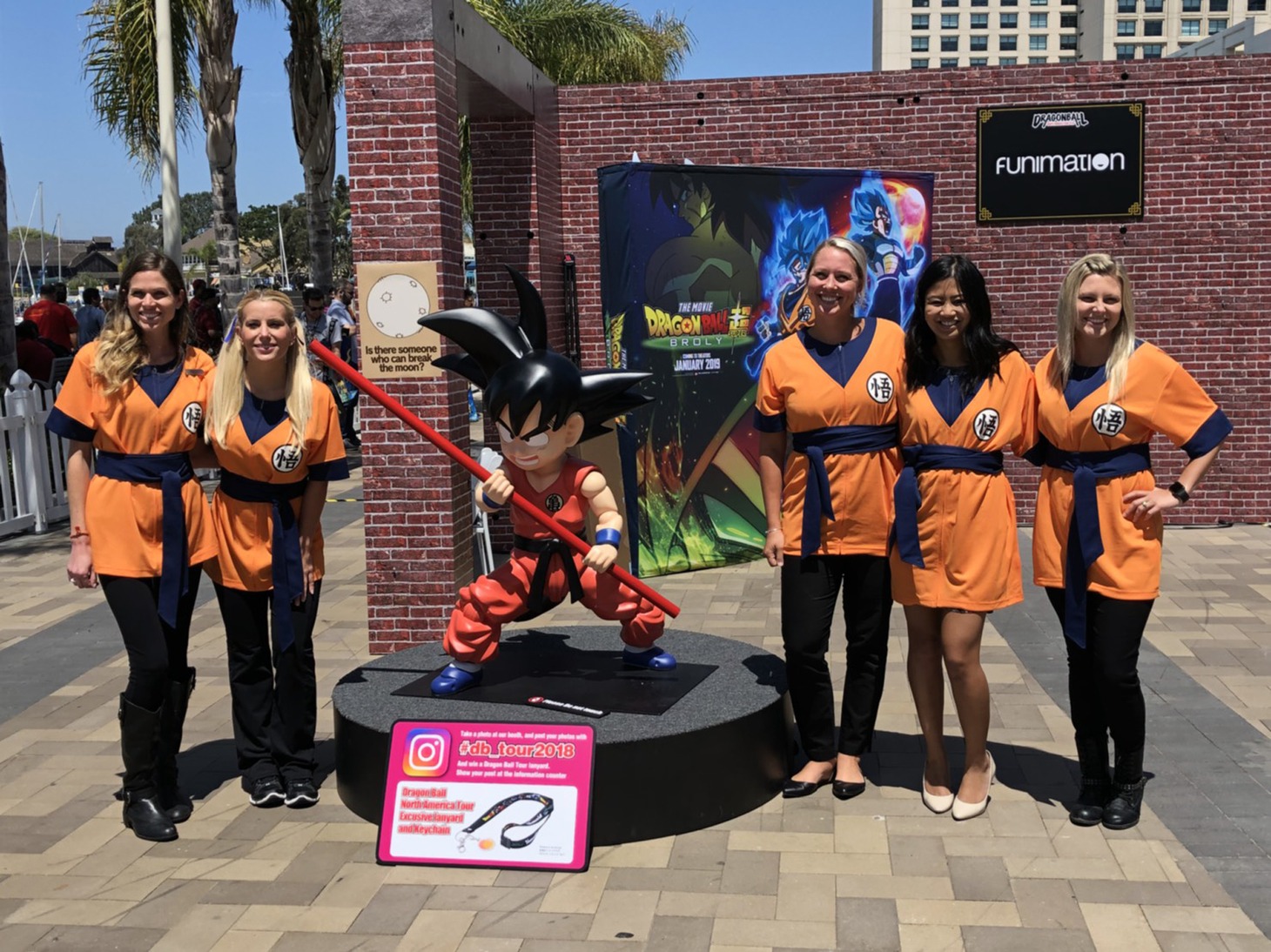 コミコン2018に参加した「ドラゴンボール」のコスプレイヤー。