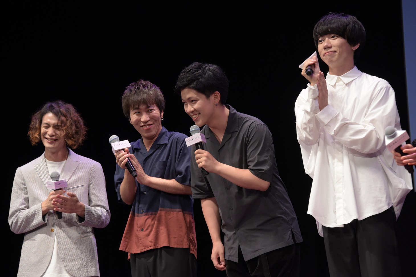 「君の膵臓をたべたい」完成披露試写会に登壇したsumika。