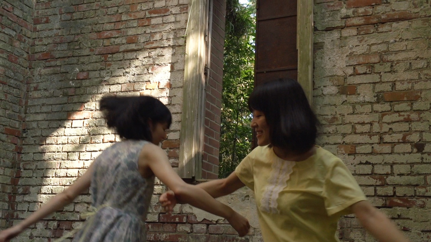 「暁の石」