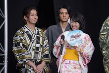 左から武田航平、越智友己、高田夏帆。