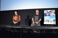 左から横浜流星、飯塚健。