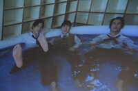 スクリーンに映し出されたメイキングカット。