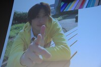 スクリーンに映し出されたメイキングカット。