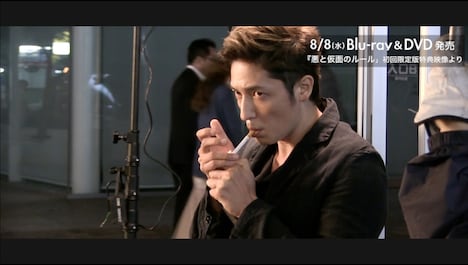 「悪と仮面のルール」特典映像より。