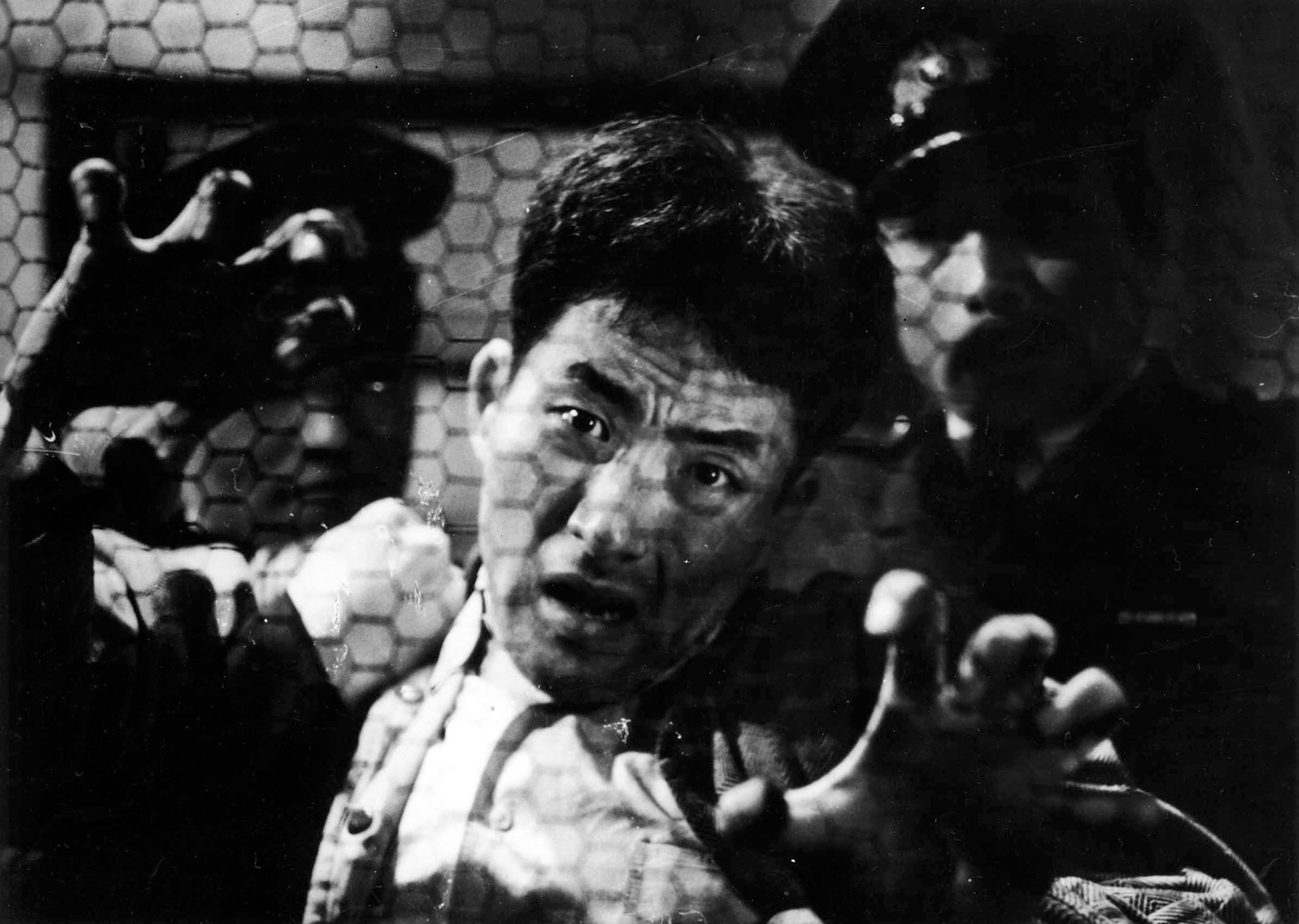 「真昼の暗黒」